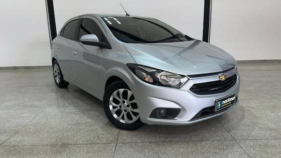 CHEVROLET ONIX 1.4 MPFI ACTIV 8V FLEX 4P AUTOMÁTICO